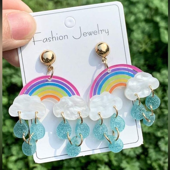 A+ Boutique Jewelry - 🌈 Rainbow Earrings 🌈